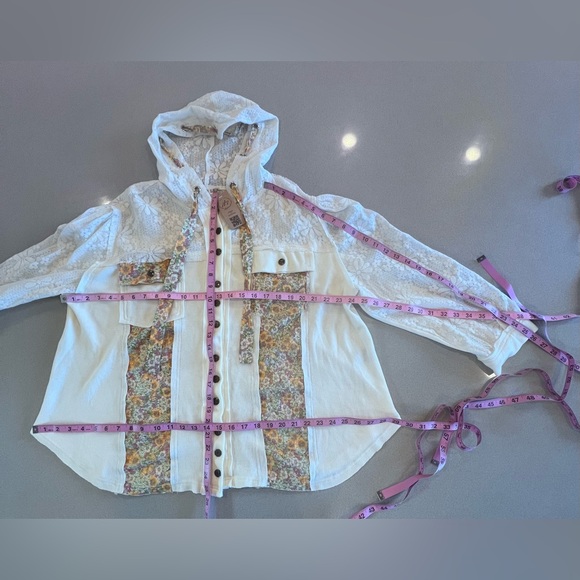 POL Floral Material & Lace Hooded Jacket Sz Medium NWT - Picture 10 of 16